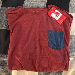 North Face distressed red with blue pocket short sleeve men’s XXL t-shirt